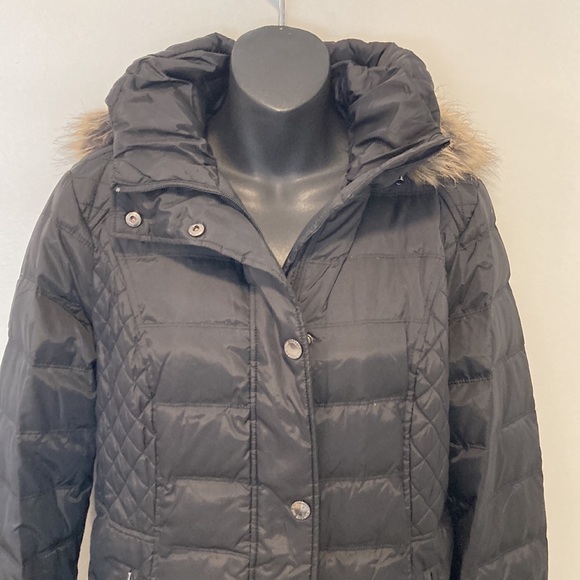 London Fog Black Down Puffer with Detachable Faux Fur Hood Size M… - Picture 8 of 15